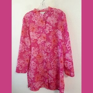 Elizabeth Williams Pink Floral Button Front Topper